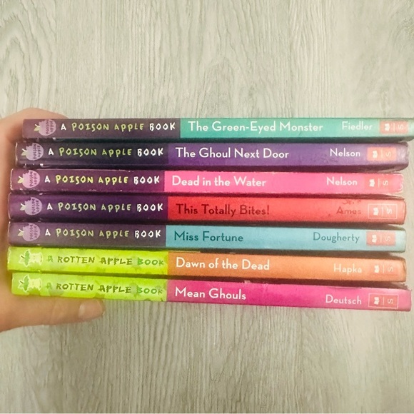 Lot of 7 Rotten/ Poison Apple Chapter Books Whimsigoth Spooky Season Teacher EUC - Picture 3 of 4